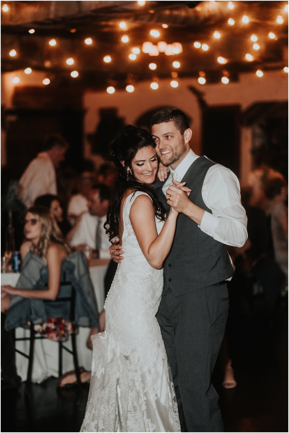 Wichita Wedding Reception Villa Luna Knoblauch