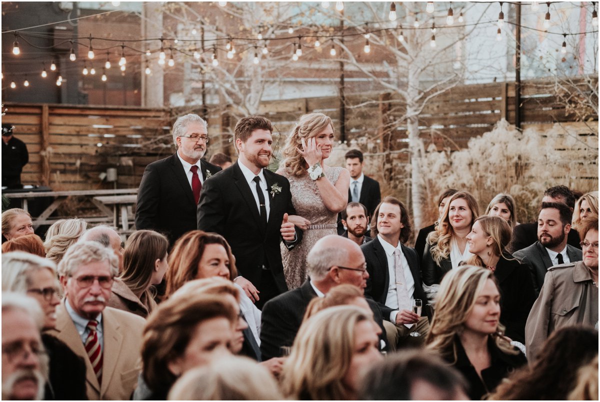 Groom down the Isle