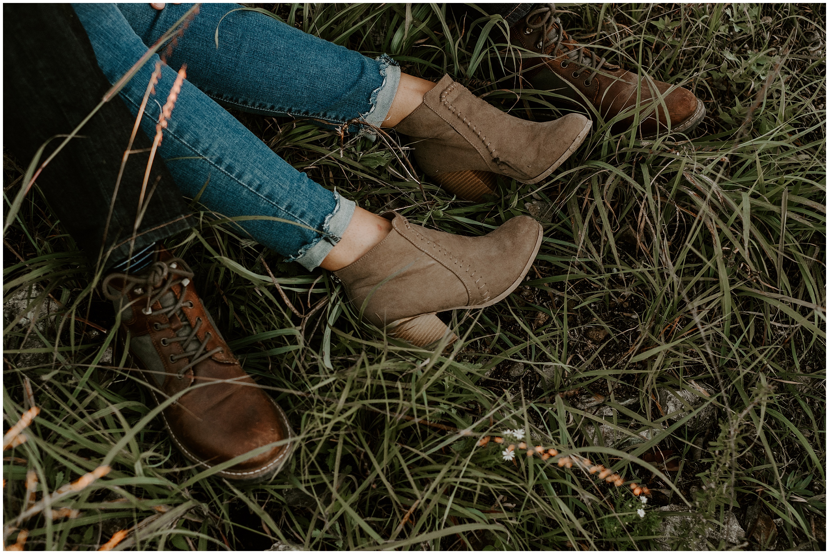 kansas engagement photo outfit